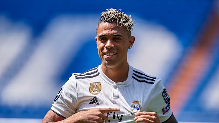 Real Madrid Unveil New Signing Mariano
