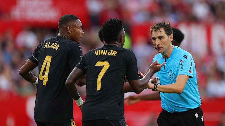 De Burgos Bengoetxea, David Alaba y Vinicius Junior