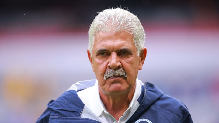 Ricardo Ferretti tundió a Santiago Baños