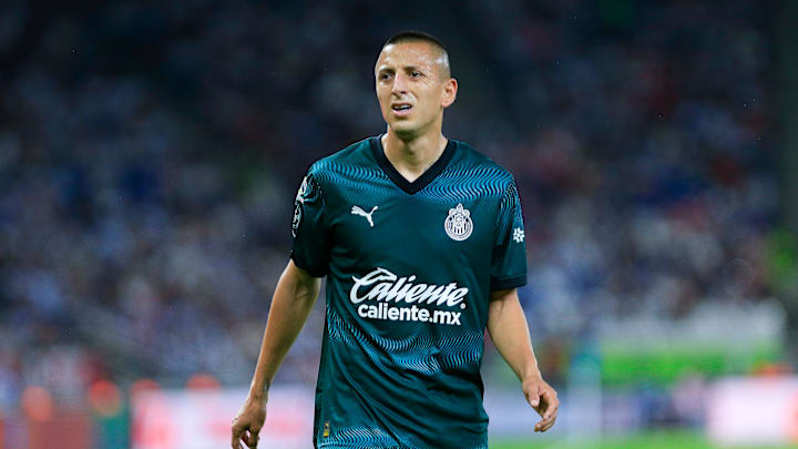 Roberto Alvarado habló sobre jugar en Chivas Roberto Alvarado habló sobre jugar en Chivas