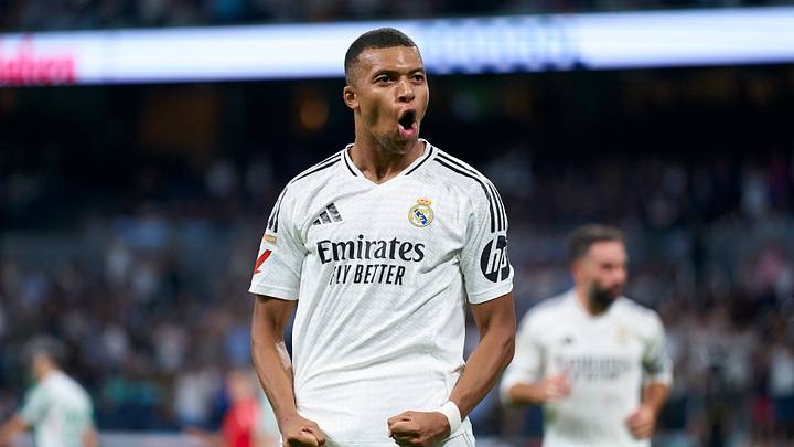 Real Madrid CF v Real Betis Balompie - La Liga EA Sports