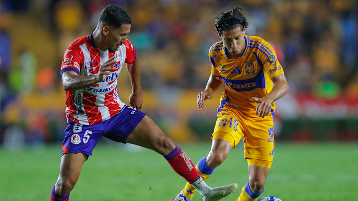 Tigres UANL v Atletico San Luis - Torneo Apertura 2024 Liga MX