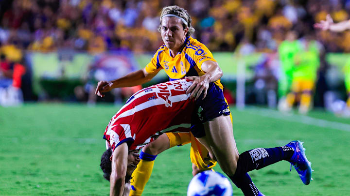 Tigres UANL y Chivas harían intercambio en invierno