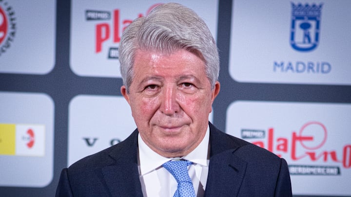 Enrique Cerezo voit l'une de ses stars comme l'un des meilleurs joueurs du monde. Enrique Cerezo voit l'une de ses stars comme l'un des meilleurs joueurs du monde.