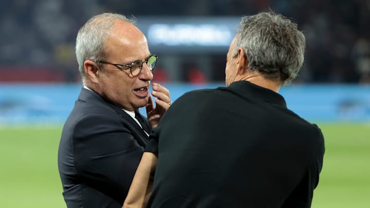 A quelle heure ferme le marché des transferts ?