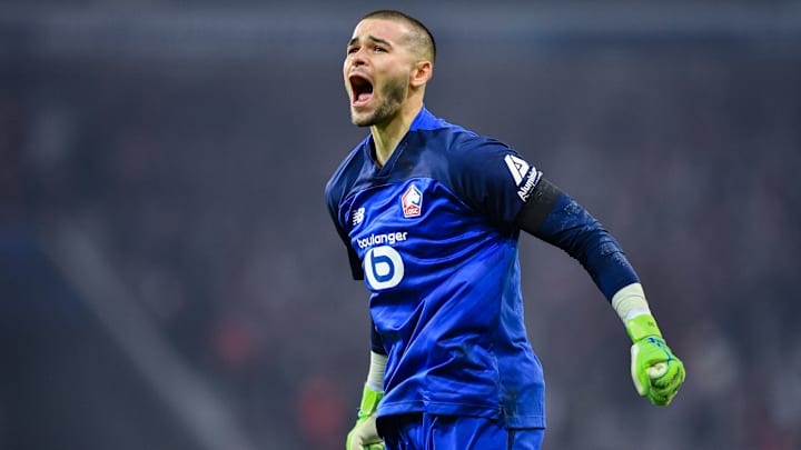 Lucas Chevalier est le gardien du LOSC. Lucas Chevalier est le gardien du LOSC.