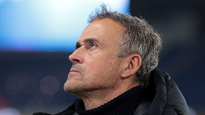 Luis Enrique - Paris Saint-Germain Luis Enrique - Paris Saint-Germain