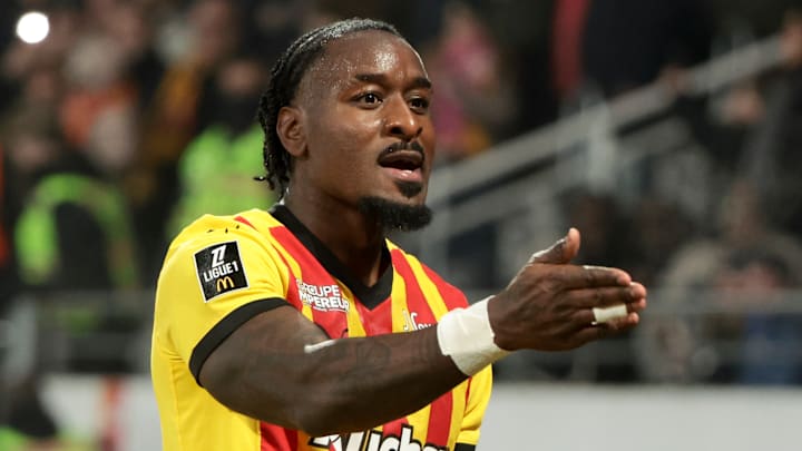 Le RC Lens va quitter Puma. Le RC Lens va quitter Puma.