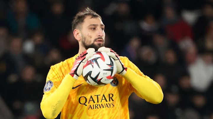 Paris Saint-Germain v AS Saint-Etienne - Ligue 1 McDonald's