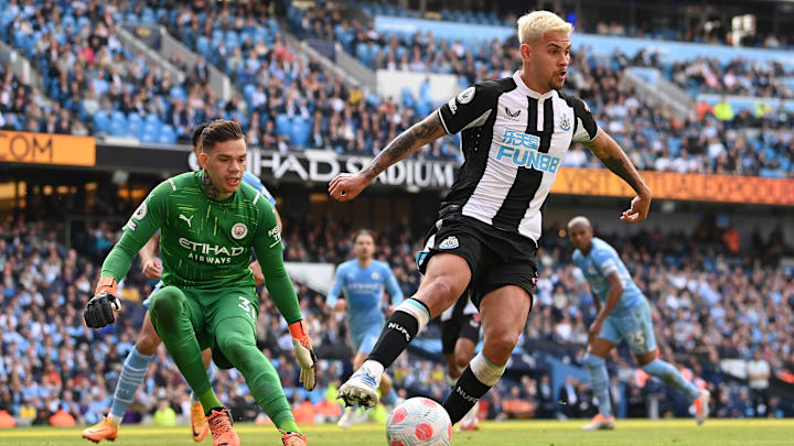 Companheiros na Seleção Brasileira, Bruno Guimarães e Ederson se enfrentam nesta 3ª rodada da Premier League