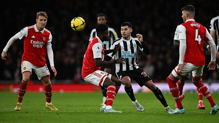 Bruno Guimarães é um dos nomes da espinha dorsal do alvinegro