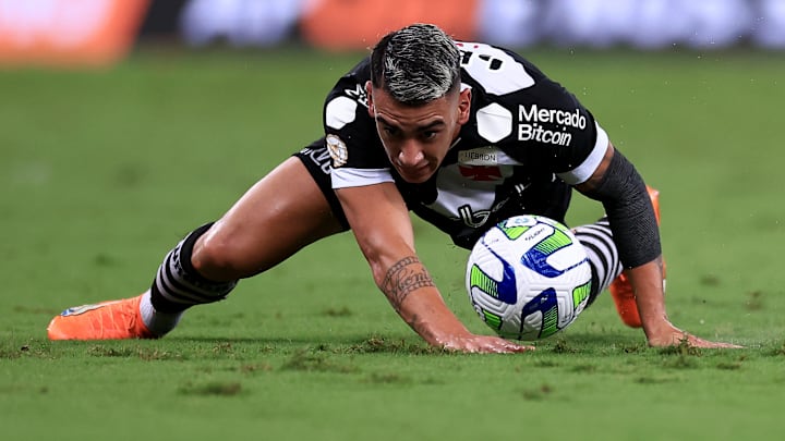 Vasco descumpriu prazos de pagamento de atletas gringos