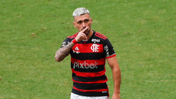 Flamengo busca a liderança do Campeonato Carioca