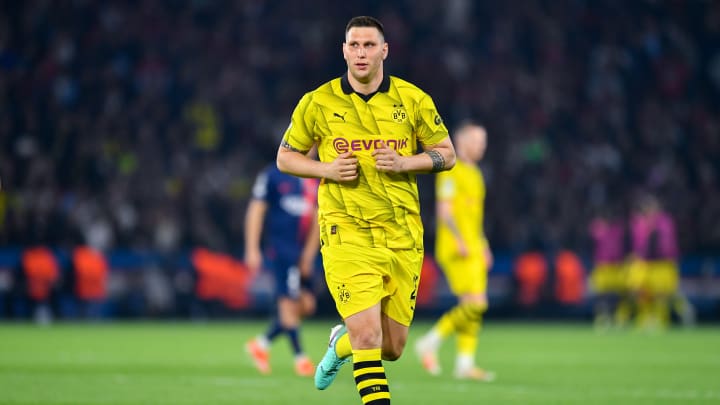 Niklas Süle hat im Urlaub einiges zu tun.