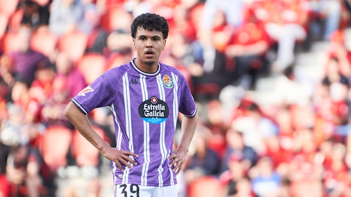 Adam Aznou kehrt zum FC Bayern zurück Adam Aznou kehrt zum FC Bayern zurück