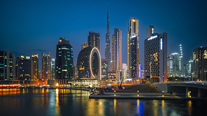 Dubai’s skyline at night
