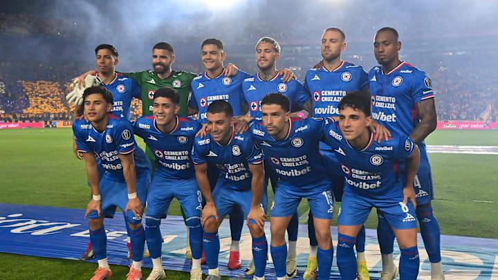 Tigres UANL v Cruz Azul - Playoffs Torneo Apertura 2025 Liga MX