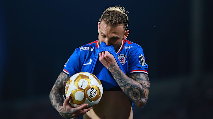 Cruz Azul v Chivas - Playoffs Torneo Apertura 2025 Liga MX