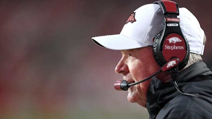 Nov 29, 2025; Fayetteville, Arkansas, USA; Arkansas Razorbacks interim head coach Bobby Petrino during the fourth quarter against the Missouri Tigers at Donald W. Reynolds Razorback Stadium. Missouri won 31-17. Mandatory Credit: Nelson Chenault-Imagn Images Nov 29, 2025; Fayetteville, Arkansas, USA; Arkansas Razorbacks interim head coach Bobby Petrino during the fourth quarter against the Missouri Tigers at Donald W. Reynolds Razorback Stadium. Missouri won 31-17. Mandatory Credit: Nelson Chenault-Imagn Images