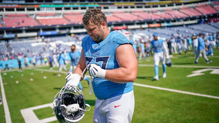 Tennessee Titans offensive tackle Peter Skoronski (77) exits the field after the game against the Indianapolis Colts at Nissan Stadium in Nashville, Tenn., Sunday, Sept. 21, 2025. Tennessee Titans offensive tackle Peter Skoronski (77) exits the field after the game against the Indianapolis Colts at Nissan Stadium in Nashville, Tenn., Sunday, Sept. 21, 2025.