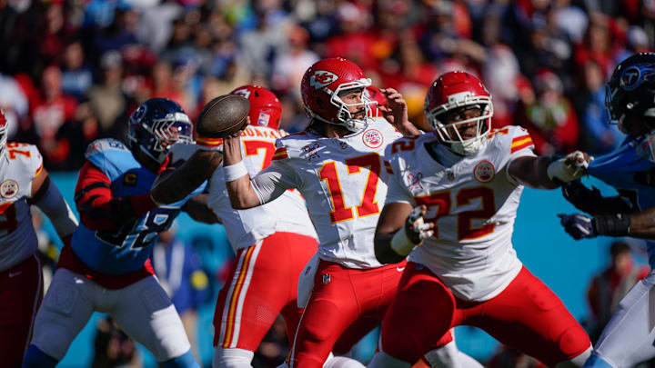 Kansas City Chiefs quarterback Gardner Minshew (17) passes during the first quarter against the Tennessee Titans at Nissan Stadium in Nashville, Tenn., Sunday, Dec. 21, 2025.