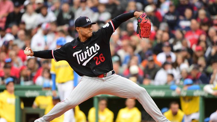 May 23, 2026; Boston, Massachusetts, USA; Minnesota Twins pitcher Taj Bradley (26) pitches during the first inning against the Boston Red Sox at Fenway Park. Mandatory Credit: Bob DeChiara-Imagn Images May 23, 2026; Boston, Massachusetts, USA; Minnesota Twins pitcher Taj Bradley (26) pitches during the first inning against the Boston Red Sox at Fenway Park. Mandatory Credit: Bob DeChiara-Imagn Images