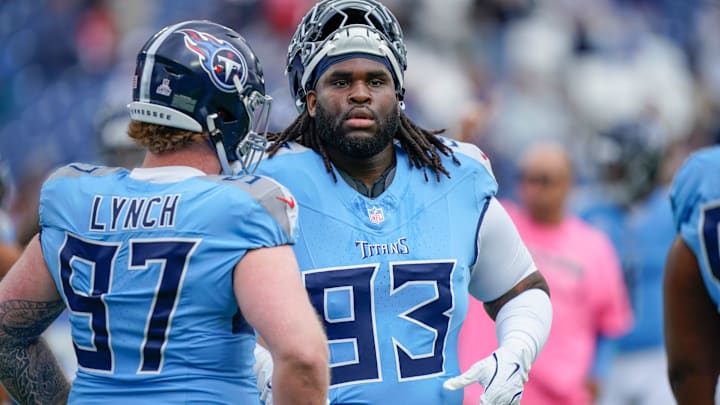 Tennessee Titans defensive tackle T'Vondre Sweat (93) returned to the field against the New England Patriots during the first quarter at Nissan Stadium in Nashville, Tenn., Sunday, Oct. 19, 2025. Tennessee Titans defensive tackle T'Vondre Sweat (93) returned to the field against the New England Patriots during the first quarter at Nissan Stadium in Nashville, Tenn., Sunday, Oct. 19, 2025.