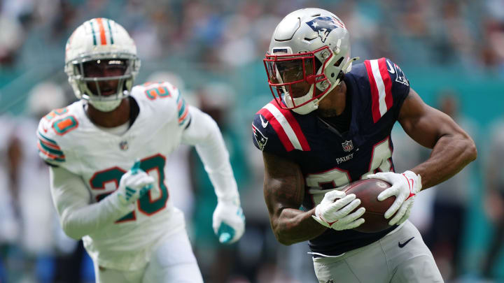 Oct 29, 2023; Miami Gardens, Florida, USA; New England Patriots wide receiver Kendrick Bourne (84) runs the ball for a touchdown against the Miami Dolphins during the first half at Hard Rock Stadium. Mandatory Credit: Jasen Vinlove-USA TODAY Sports