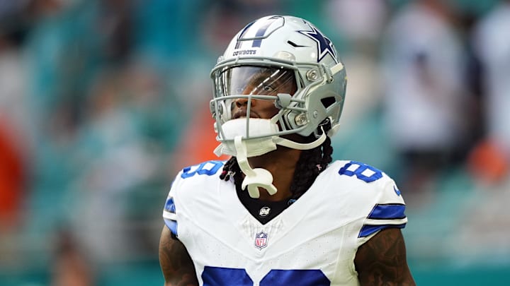 Dec 24, 2023; Miami Gardens, Florida, USA; Dallas Cowboys wide receiver CeeDee Lamb (88) warms up prior to the game against the Miami Dolphins at Hard Rock Stadium. Mandatory Credit: Jasen Vinlove-Imagn Images