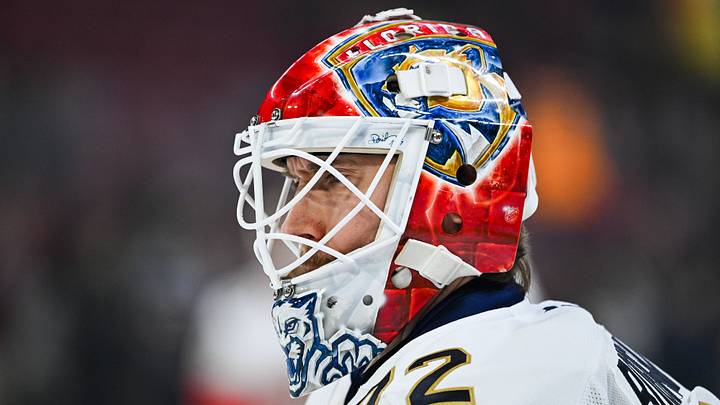 Jan 8, 2026; Montreal, Quebec, CAN; Florida Panthers Sergei Sergei Bobrovsky (72) looks on during warm-up before the game against the Montreal Canadiens at Bell Centre. Mandatory Credit: David Kirouac-Imagn Images Jan 8, 2026; Montreal, Quebec, CAN; Florida Panthers Sergei Sergei Bobrovsky (72) looks on during warm-up before the game against the Montreal Canadiens at Bell Centre. Mandatory Credit: David Kirouac-Imagn Images