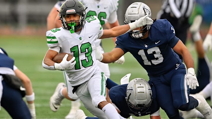 Viggo Anderson rushed for 204 yards and two touchdowns in West Linn's 44-30 win over Lake Oswego.