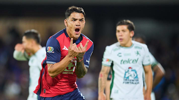 Gabriel Fernández, Cruz Azul.