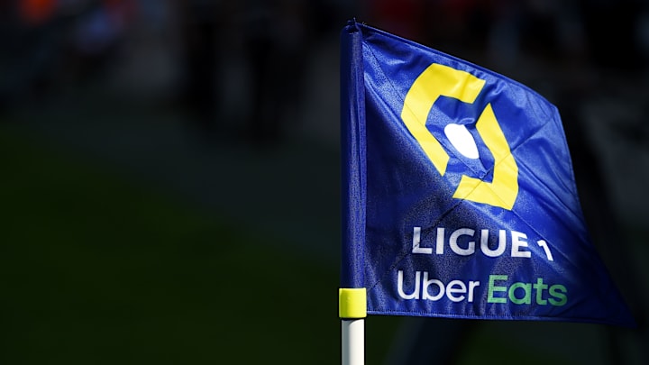 FBL-FRA-LIGUE1-NIMES-BREST