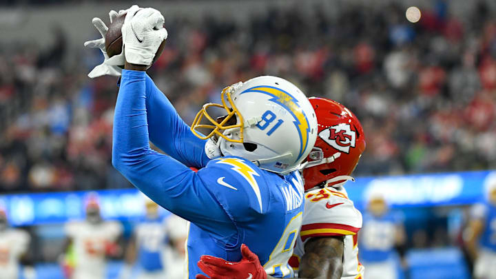 Kansas City Chiefs v Los Angeles Chargers
