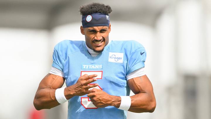 Aug 3, 2026; Nashville, TN, USA; Tennessee Titans wide receiver Elic Ayomanor (5) during warmup period during training camp at Vanderbilt Health Football Center. Mandatory Credit: Steve Roberts-Imagn Images Aug 3, 2026; Nashville, TN, USA; Tennessee Titans wide receiver Elic Ayomanor (5) during warmup period during training camp at Vanderbilt Health Football Center. Mandatory Credit: Steve Roberts-Imagn Images