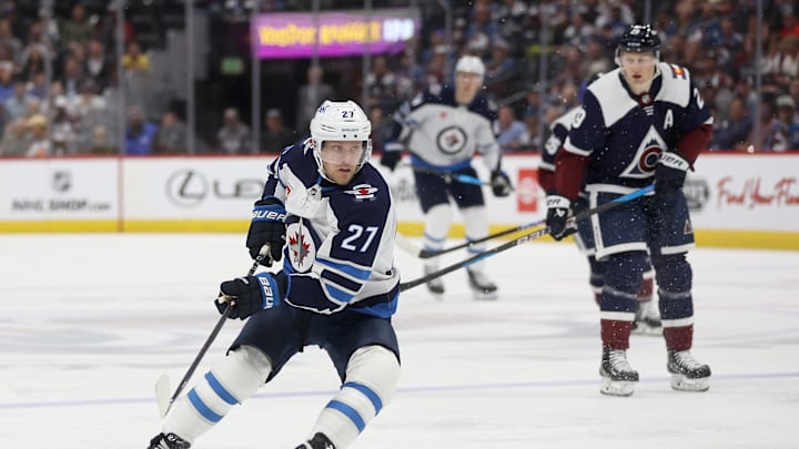 Winnipeg Jets v Colorado Avalanche