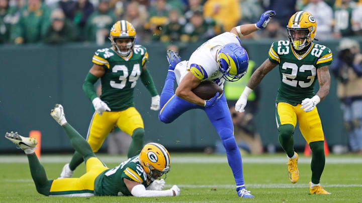 Los Angeles Rams wide receiver Cooper Kupp (10) gets a first down reception against the  Green Bay Packers in 2023.
