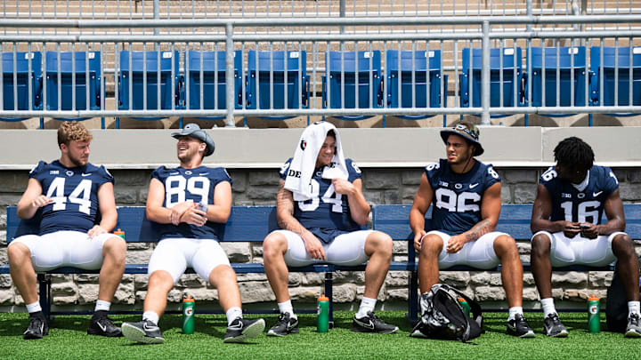 (From left) Penn State tight ends Tyler Warren, Grayson Kline, Theo Johnson, Brenton Strange and Khalil Dinkins sit on a bench together during football media day at Beaver Stadium on Saturday, August 6, 2022, in State College.
Hes Dr 080622 Psumedia (From left) Penn State tight ends Tyler Warren, Grayson Kline, Theo Johnson, Brenton Strange and Khalil Dinkins sit on a bench together during football media day at Beaver Stadium on Saturday, August 6, 2022, in State College.
Hes Dr 080622 Psumedia