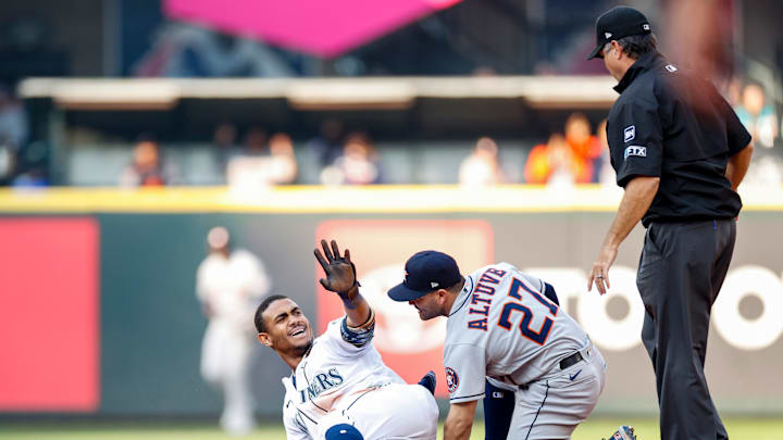 Division Series - Houston Astros v Seattle Mariners - Game Three