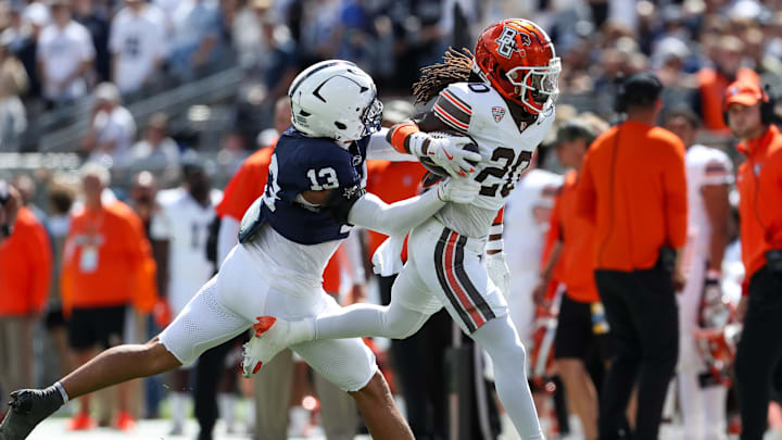 Penn State linebacker Tony Rojas goes for the tackle against Bowling Green during the first quarter at Beaver Stadium. 