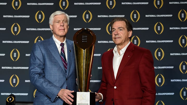 Jan 12, 2016; Scottsdale, AZ, USA; Alabama Crimson Tide head coach Nick Saban (right) and athletic director Bill Battle during a press conference at JW Marriott Camelback Inn. 