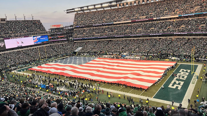 The scene before Packers-Eagles