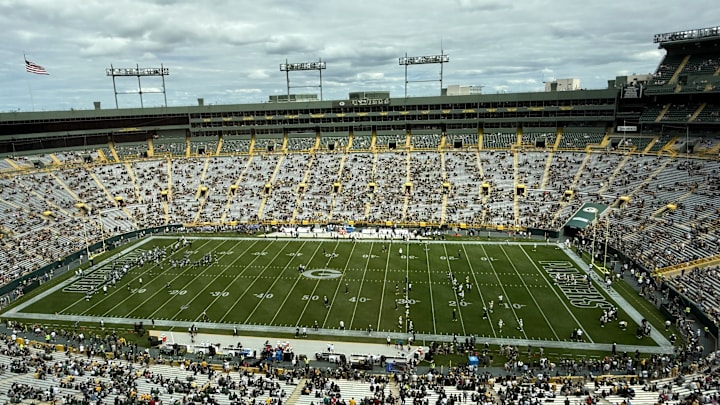 The scene at Lambeau Field for Packers-Seahawks.
