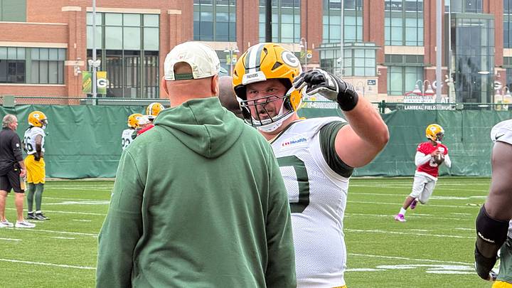 Kevin Zeitler and offensive coordinator Adam Stenavich talk at practice. Kevin Zeitler and offensive coordinator Adam Stenavich talk at practice.