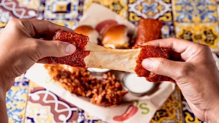 (Shhhh) Chili’s NEW Secret Menu item: Nashville Hot Mozz. Image courtesy of Chili's