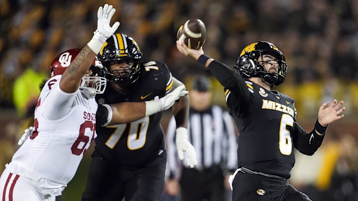 Oklahoma Sooners defensive lineman Jayden Jackson at Missouri Oklahoma Sooners defensive lineman Jayden Jackson at Missouri