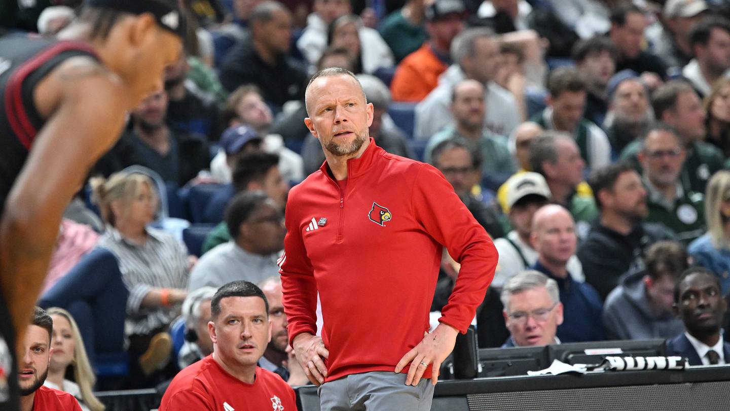 Louisville Continues Monster Offseason As a Top 2027 Prospect Reclassifies