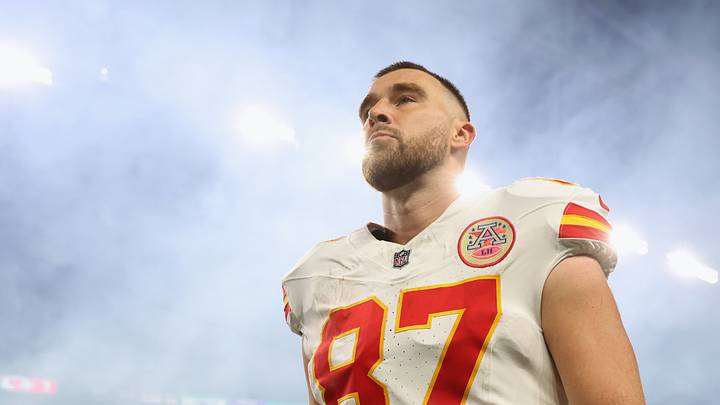 Oct 25, 2026; Seattle, Washington, USA; Kansas City Chiefs tight end Travis Kelce (87) walks off the field after a loss against the Seattle Seahawks at Lumen Field. Mandatory Credit: Joe Nicholson-Imagn Images Oct 25, 2026; Seattle, Washington, USA; Kansas City Chiefs tight end Travis Kelce (87) walks off the field after a loss against the Seattle Seahawks at Lumen Field. Mandatory Credit: Joe Nicholson-Imagn Images