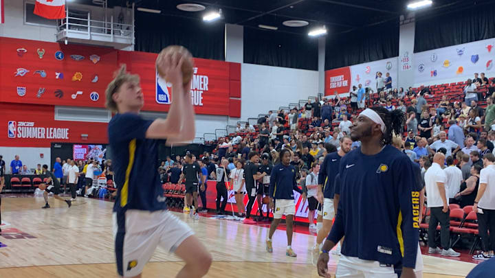 Indiana Pacers forwards Jarace Walker and Johnny Furphy warm up before taking on the Brooklyn Nets in a summer league game on July 12, 2024. (Mandatory photo credit: Tony East) Indiana Pacers forwards Jarace Walker and Johnny Furphy warm up before taking on the Brooklyn Nets in a summer league game on July 12, 2024. (Mandatory photo credit: Tony East)