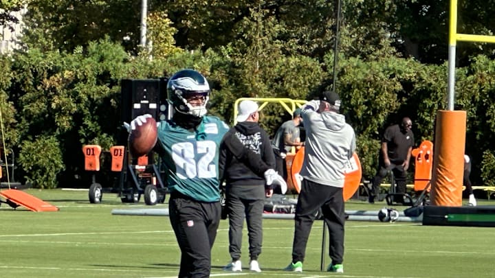 Eagles WR Ainias Smith